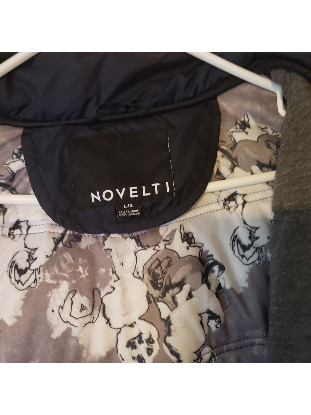 Novelti long hooded coat - Picture 10 of 10